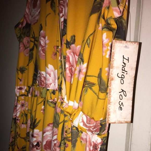 Womens dress - large - Picture 3 of 5